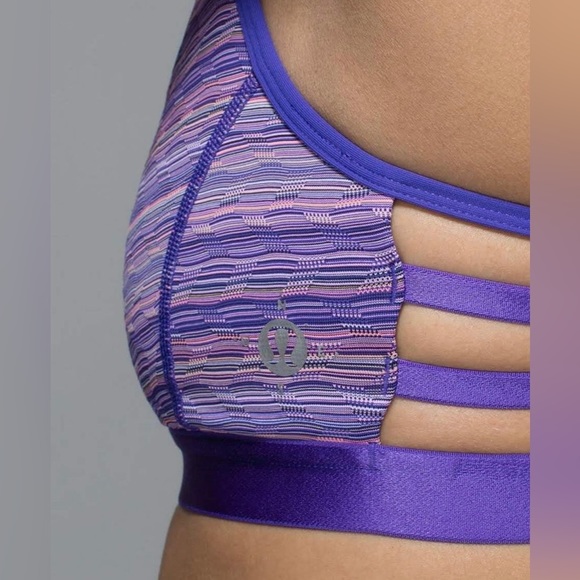 💜 Lululemon *Rare* Limited Edition Purple Wanderlust Shala Bra - Picture 4 of 8